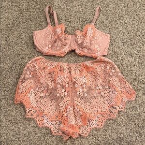 Victoria's Secret Peach and Coral Lace Bra Set